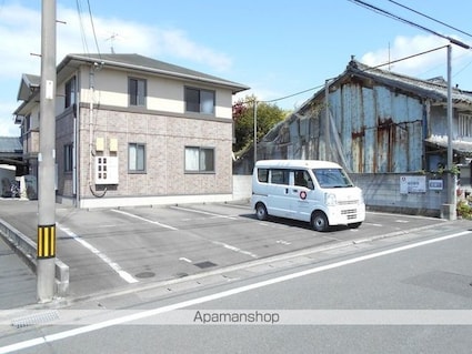 アルカンシェル[2DK/48.8m2]の駐車場