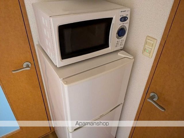 レオパレスPINE LIKEの内装写真