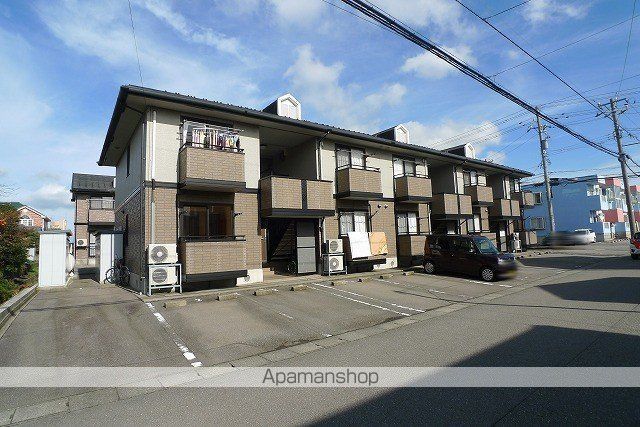 アン リヴィエールの外観写真