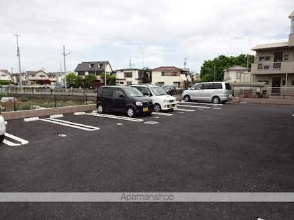 フラワー　ヨネ[1LDK/44.78m2]の駐車場