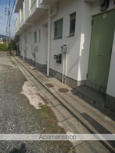 和歌山県和歌山市園部[2LDK/50m2]の共用部2