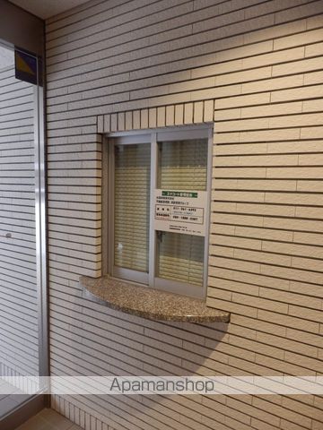 エナコート南円山の玄関写真