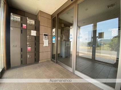 グリーンヒルズ片山[2LDK/56.7m2]の共用部1