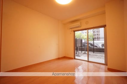 ライブコート泉（イズミ）[1K/24.37m2]のリビング・居間