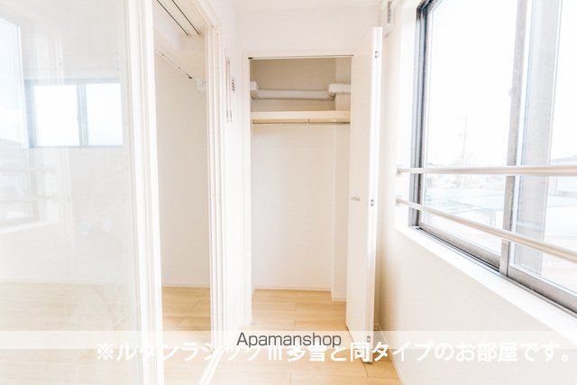 レガリア駅東の内装写真