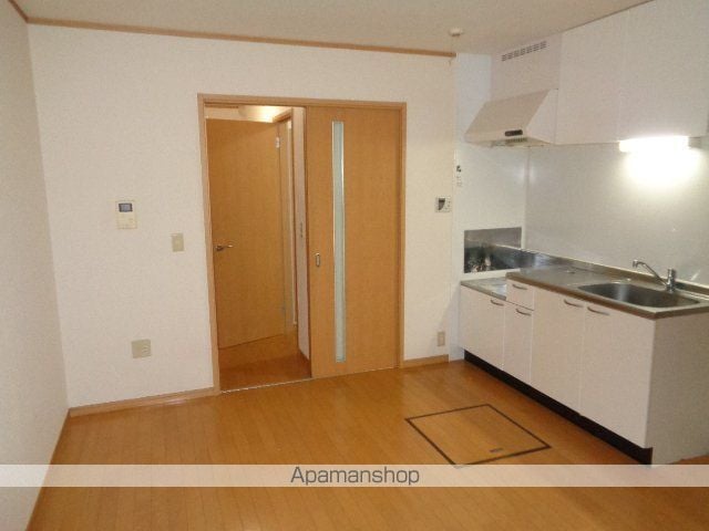 プラッサムコートTI A棟の内装写真