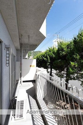 ヴィラ・アンソレイエ鶴市[2LDK/53.5m2]のバルコニー