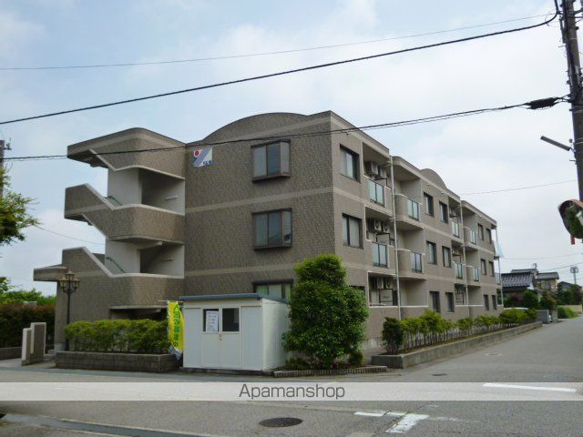 ファミールひらい