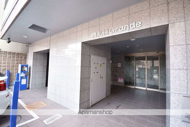 鶴見橋GRANDEの玄関写真