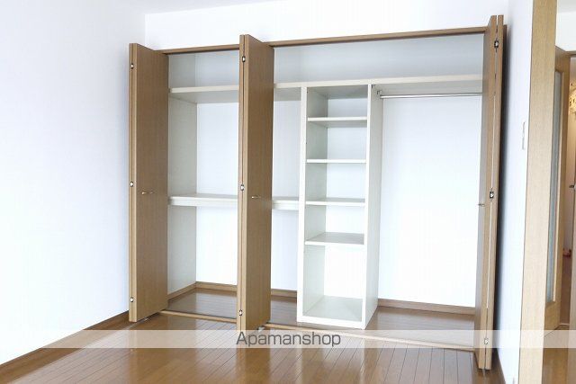 マンションシルクスクエアの内装写真
