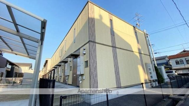 リースランド福島 A棟の外観写真