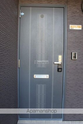 ヴォーヌングヒラハラ[2DK/48.86m2]のエントランス2