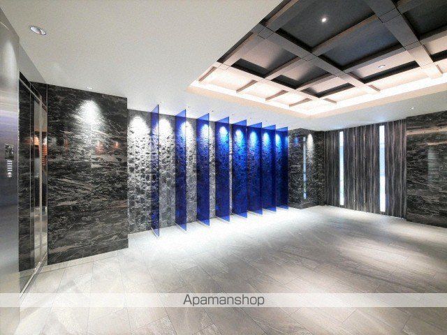 SーRESIDENCE新大阪RISHの玄関写真