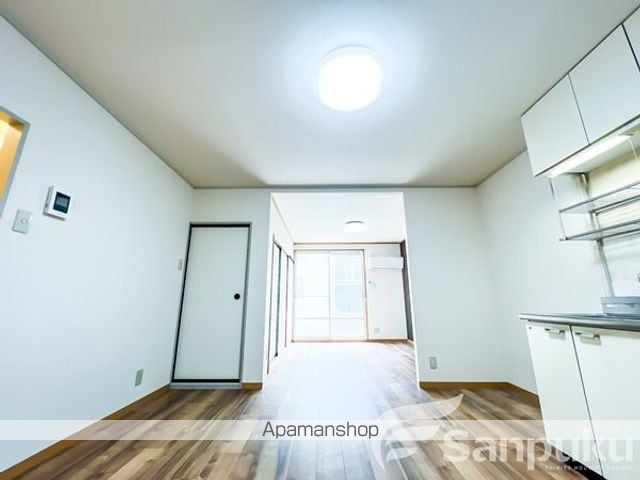 コーポプレジール B棟の内装写真