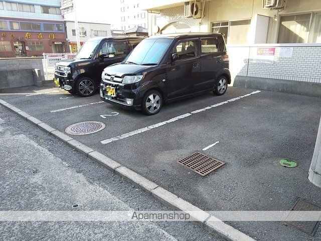 一蔵マンション[1K/28.71m2]の駐車場