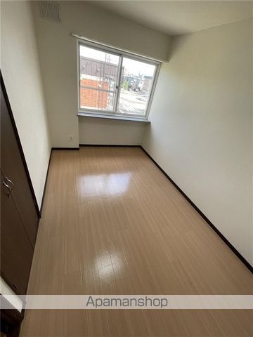 ホワイトコートカヤ8の内装写真