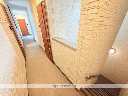 ＲＩＺＥＳＴ東照宮[1R/21.75m2]のロビー1