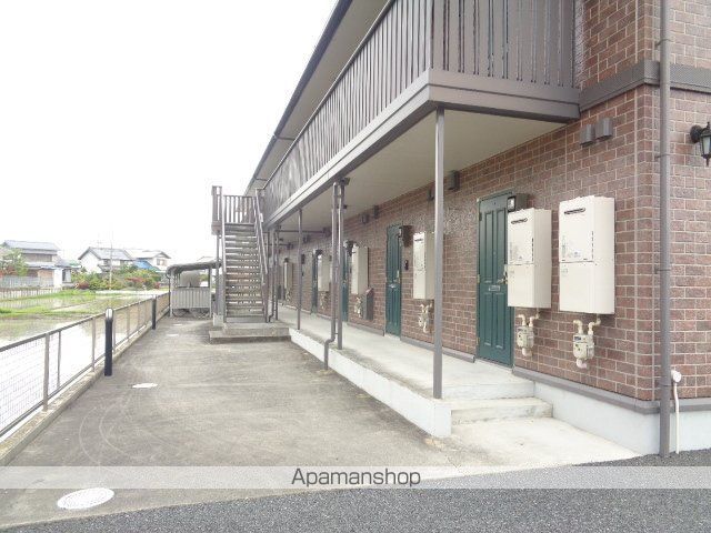 アリビオ里中の玄関写真