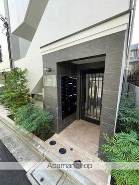 エルファーロ三軒茶屋Ⅱ[1K/23.42m2]のエントランス