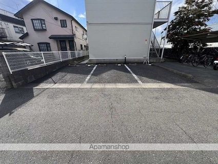 レオパレスフロイデ[1K/19.87m2]の駐車場1