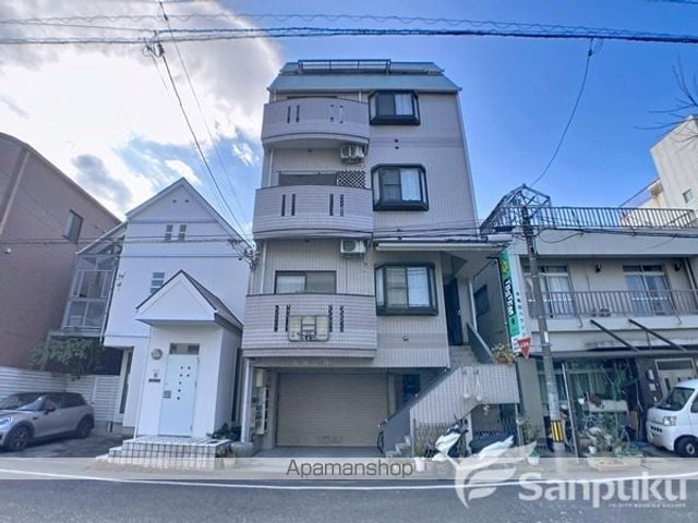 亀田ビルの外観写真