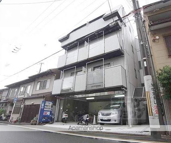 紫野上柏野町マンションの外観写真