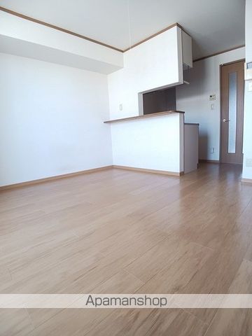 パレス ニュールミネ Cの内装写真
