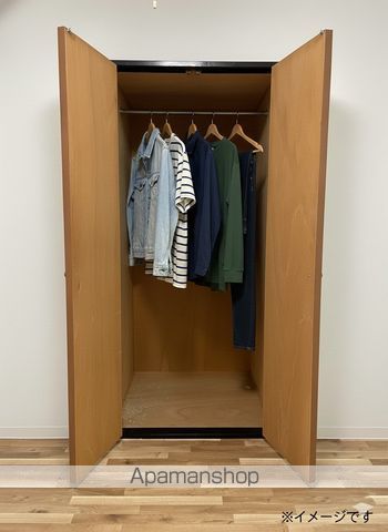 エンブレム三佐の内装写真