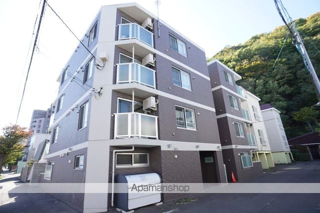 プレシェルト南円山の外観写真
