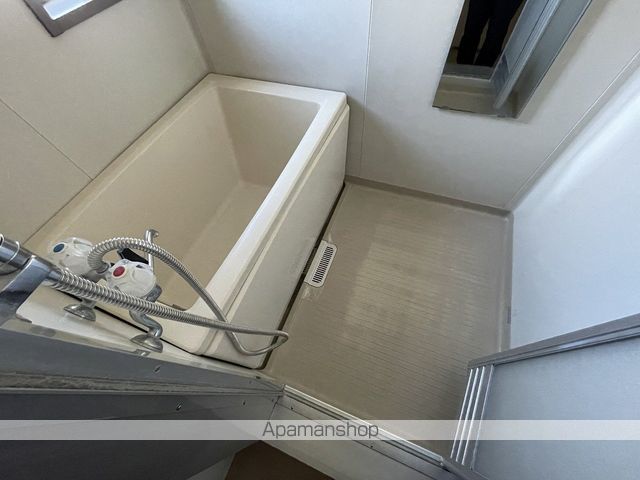 シティハイム シャトル B棟の内装写真