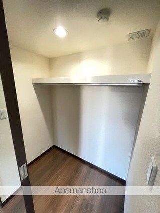 滋賀県近江八幡市鷹飼町北４丁目[1LDK/40.98m2]の収納