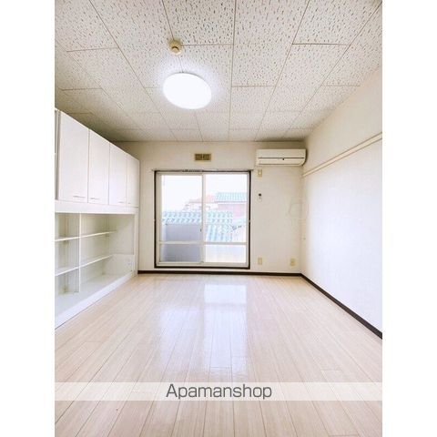 シャトルカメリアの内装写真
