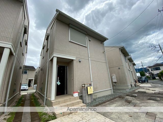 小田急電鉄小田原線 富水駅 徒歩3分 2階建 築13年の外観写真
