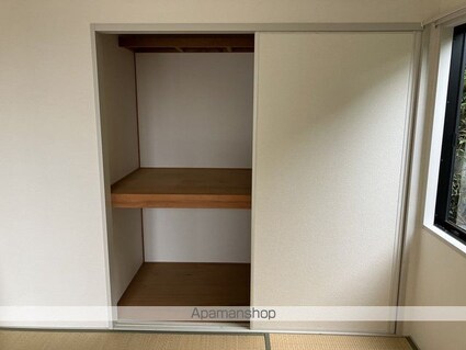 フレグランスたかみ[2K/31.6m2]の収納