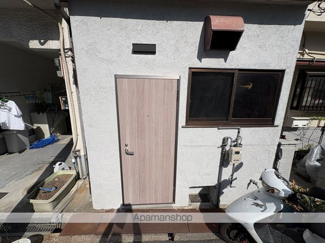 布市町1−5−4貸家の玄関写真