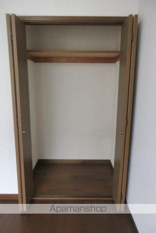 常滑市 2階建 築35年の内装写真