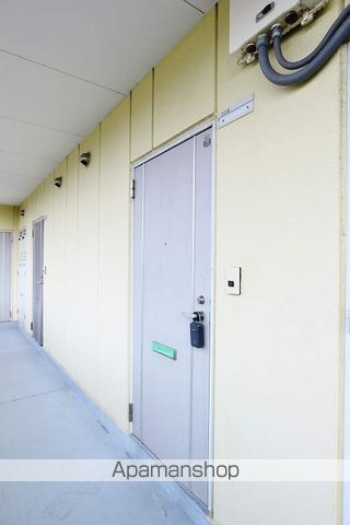 K・Iハイツの玄関写真