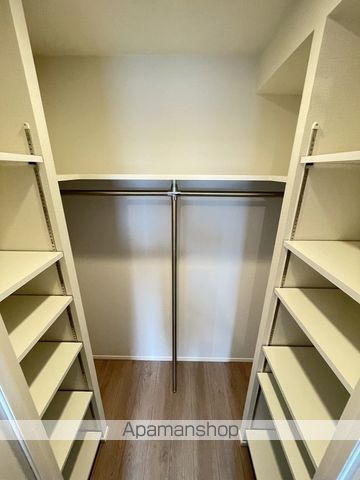 シーズンフラッツ柿の木坂の内装写真
