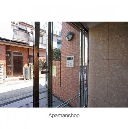 ポルタ西新宿[1R/26.34m2]のエントランス2