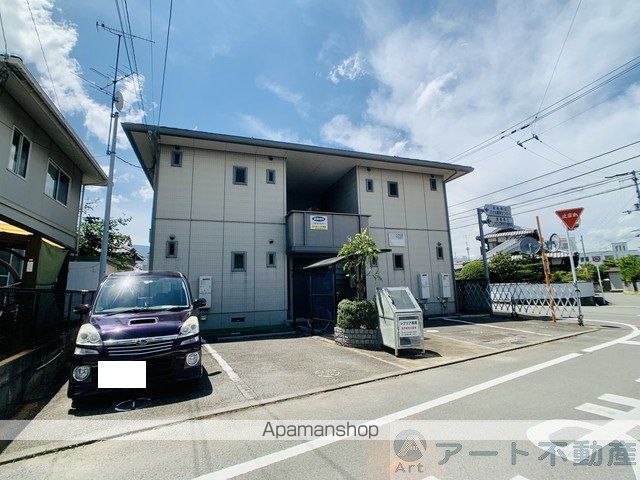 シプリアの外観写真