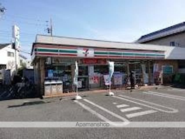 ラークスパーの周辺写真
