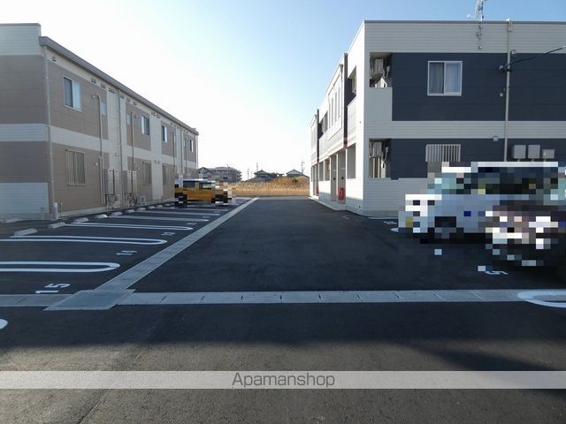 クレッセント高塚Aの外観写真