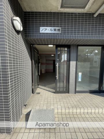 ノアール築地の玄関写真