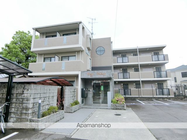 WEST PALACEの外観写真