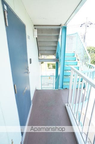 日本こうこくビルの玄関写真