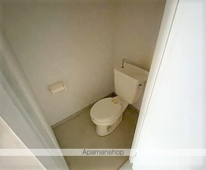 エクセランス・ド・リヴィエール[1K/21.87m2]のトイレ