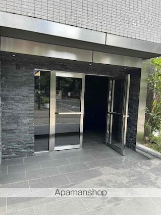 リアレスト東高円寺[1K/25.53m2]のエントランス