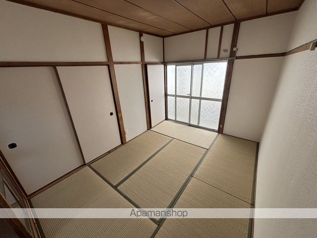 小西第一住宅の内装写真