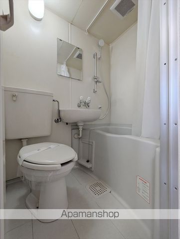 ヴィラ鶴新田 弐番館の内装写真