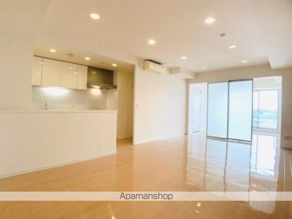 Ｂｒｉｌｌｉａ　ｉｓｔ　三軒茶屋　アイビーテラス[2LDK/69.75m2]のリビング・居間1